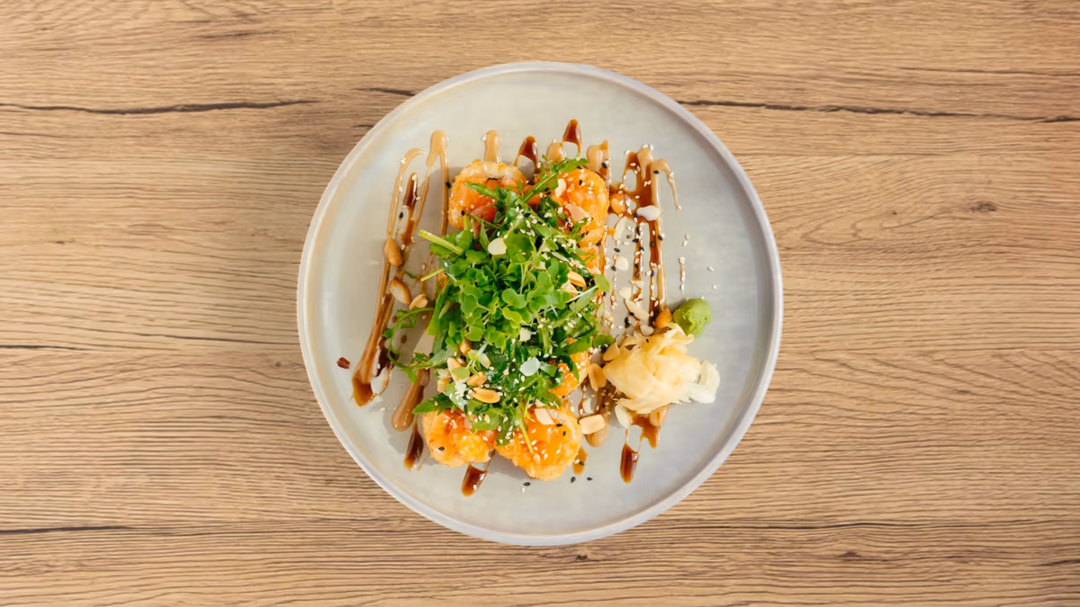 TARTAR ROLL SALMON